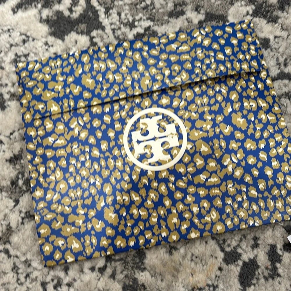 Tory Burch Logo Studded Jelly Wrap Turquoise Bracelet